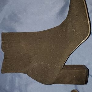 Heel boots
